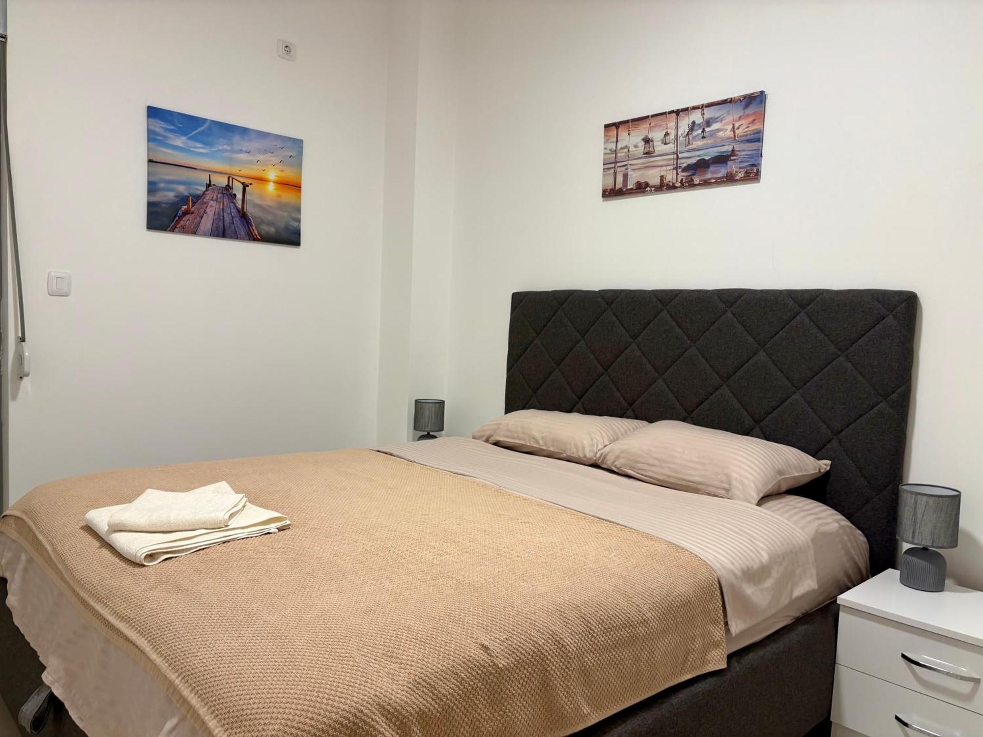 Waterfront Apartments Котор Экстерьер фото