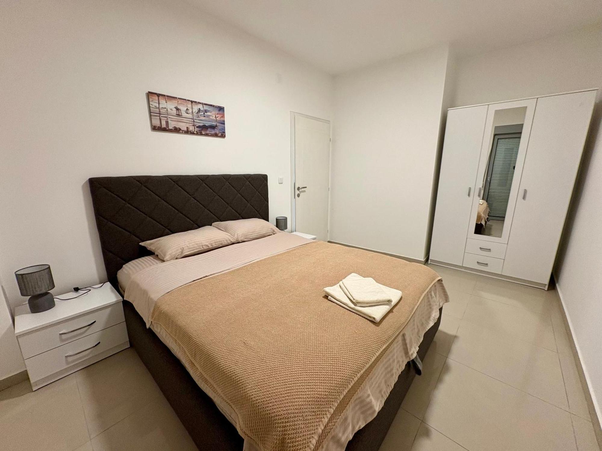 Waterfront Apartments Котор Экстерьер фото